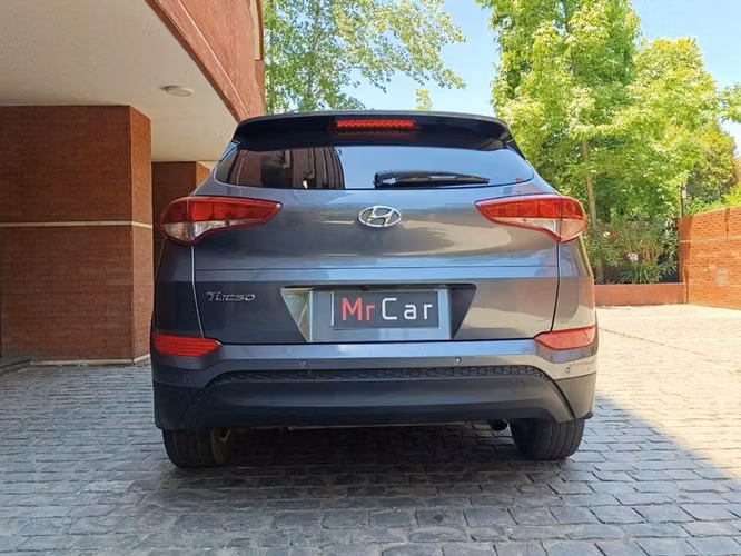 HYUNDAI TUCSON GL 2.0 AT - 2017 | 2639