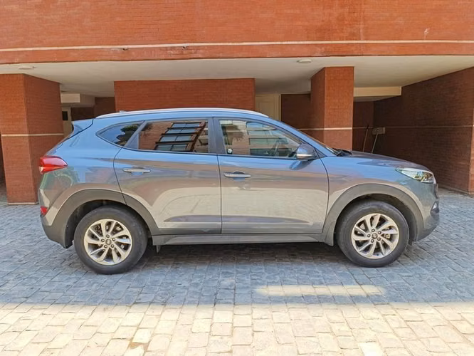 HYUNDAI TUCSON GL 2.0 AT - 2017 | 2639