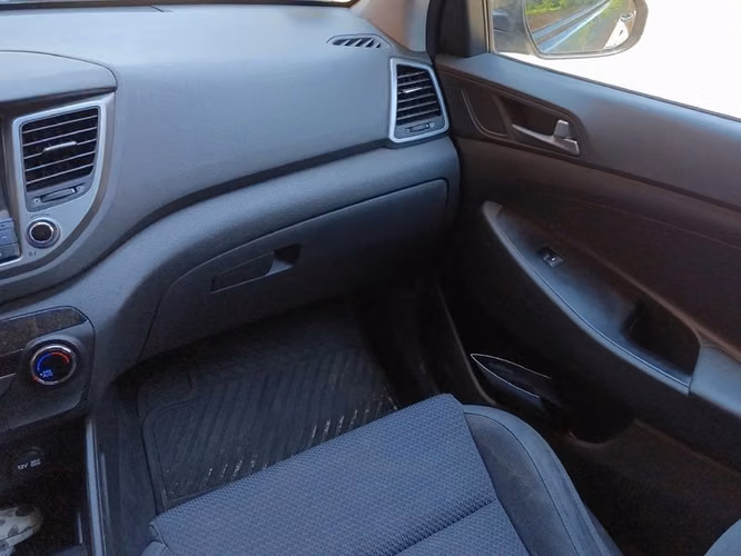 HYUNDAI TUCSON GL 2.0 AT - 2017 | 2639