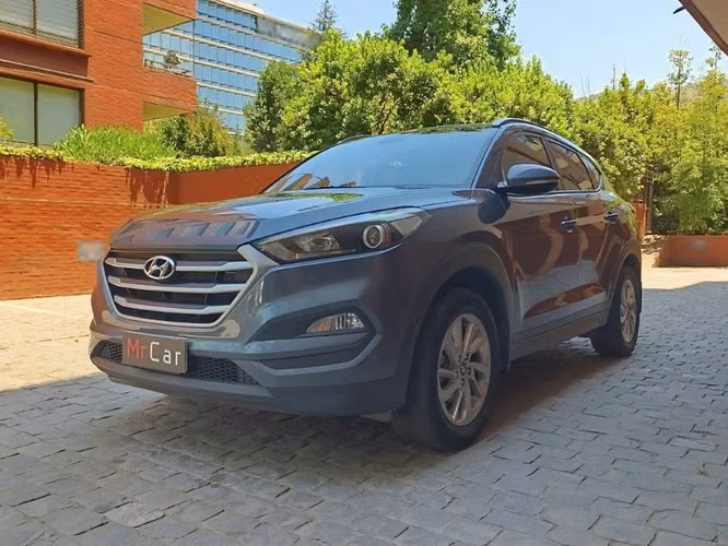 HYUNDAI TUCSON GL 2.0 AT - 2017 | 2639