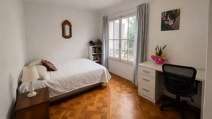 Excelente pieza casa sector Plaza Ñuñoa sólo MUJERES