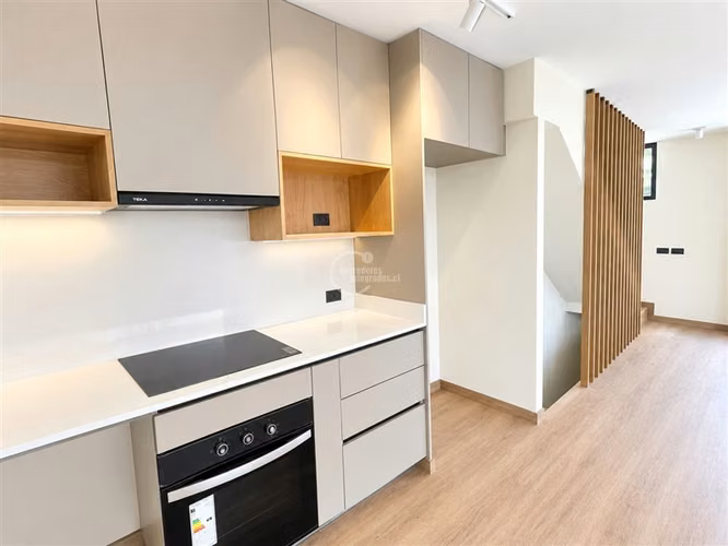 Casa en venta de 3 dorm. en Providencia - Imagen 6