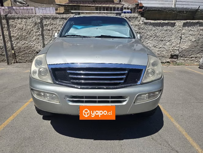 Ssangyong Rexton RX320 3.2 BENCINA AT 2004