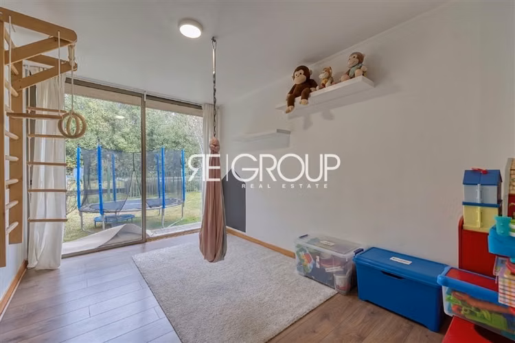 Casa en arriendo de 5 dorm. en Lo Barnechea
