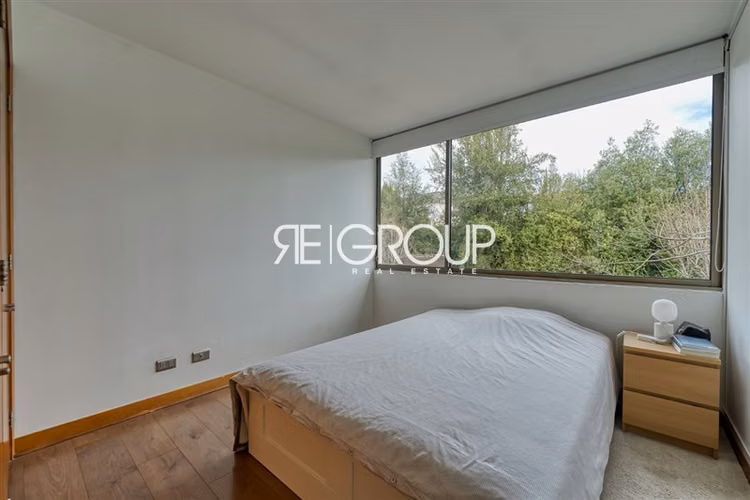 Casa en arriendo de 5 dorm. en Lo Barnechea