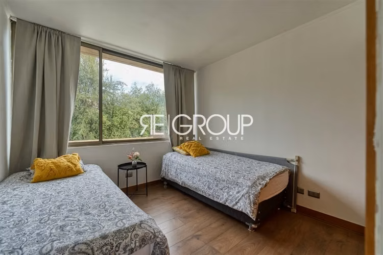 Casa en arriendo de 5 dorm. en Lo Barnechea