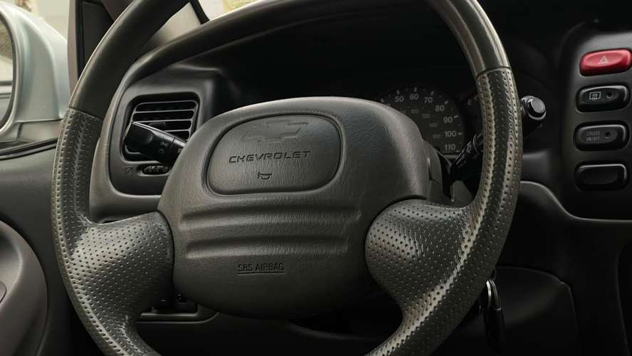 Suzuki Nomade 4X4 2.0 AT  (2003) - Imagen 13