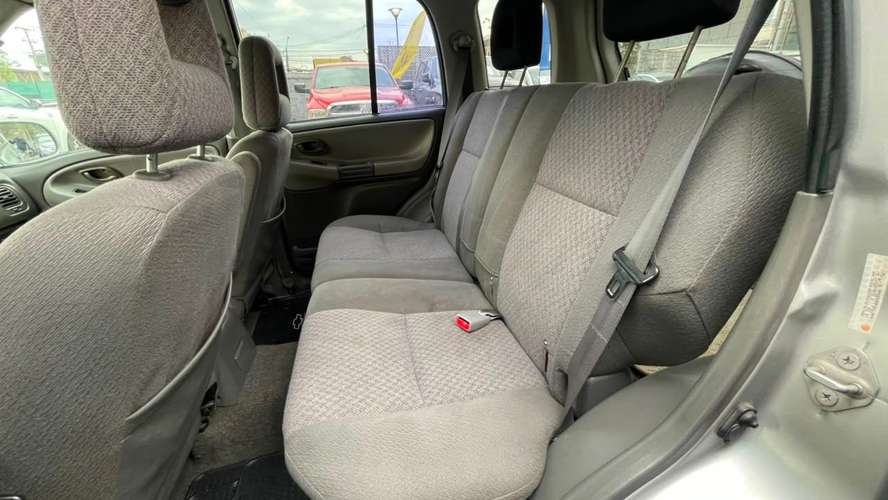 Suzuki Nomade 4X4 2.0 AT  (2003) - Imagen 15
