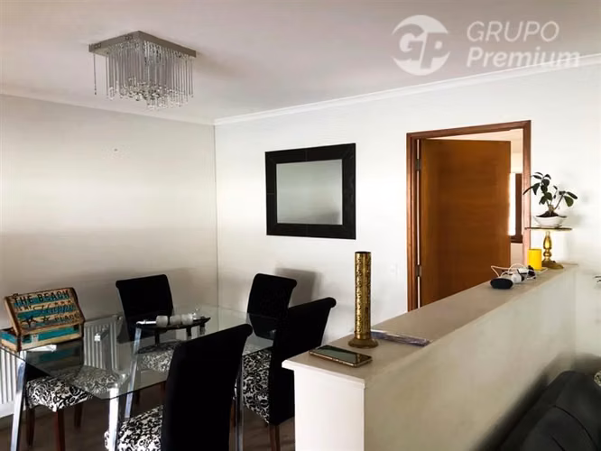 Casa en arriendo de 4 dorm. en Maipú