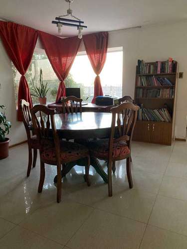 Moderna Casa con Excelente Conectividad (179447) - Imagen 4
