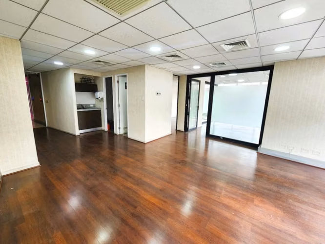PROVIDENCIA, OFICINA 69 M2, MAGNERE 1540