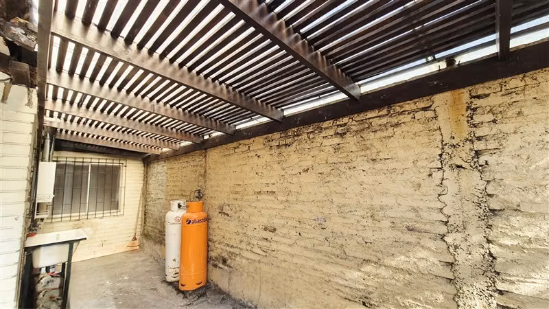 Casa en arriendo de 3D 1B Metro Esc. Agrícola Macul