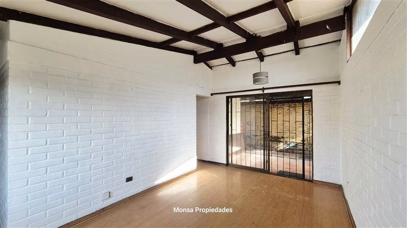 Casa en arriendo de 3D 1B Metro Esc. Agrícola Macul