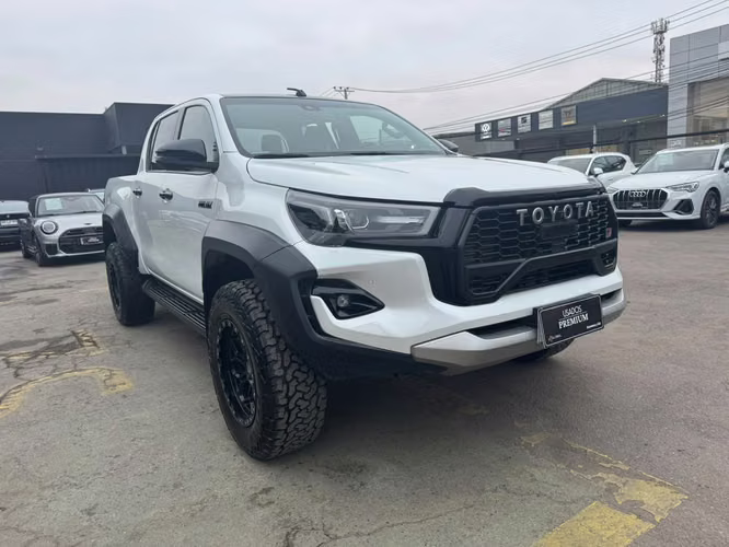 Toyota HILUX GR. DC 4X4 2.8 AUT.