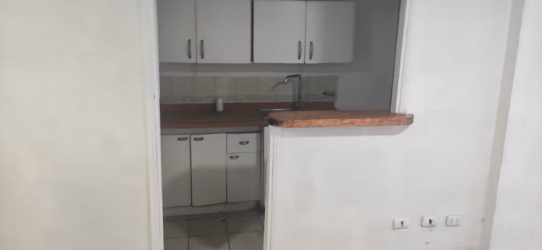 Arriendo amplio depto.  en $420.000 de 3d y 1 b en Condominio Yungay Quinta Normal