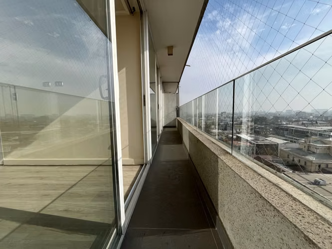 ARRIENDO DEPARTAMENTO A PASOS METRO MONEDA