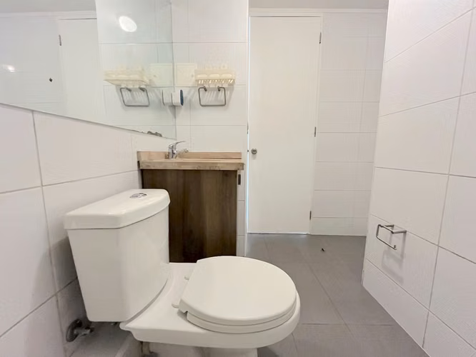 ARRIENDO DEPARTAMENTO A PASOS METRO MONEDA