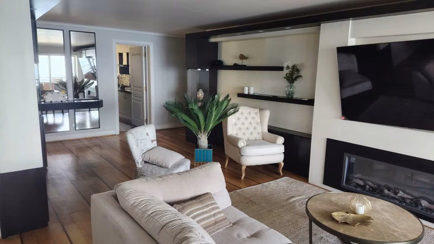 Edmundo Eluchans- Vista al mar / 4 dormitorios 3 baños 2 estacionamientos