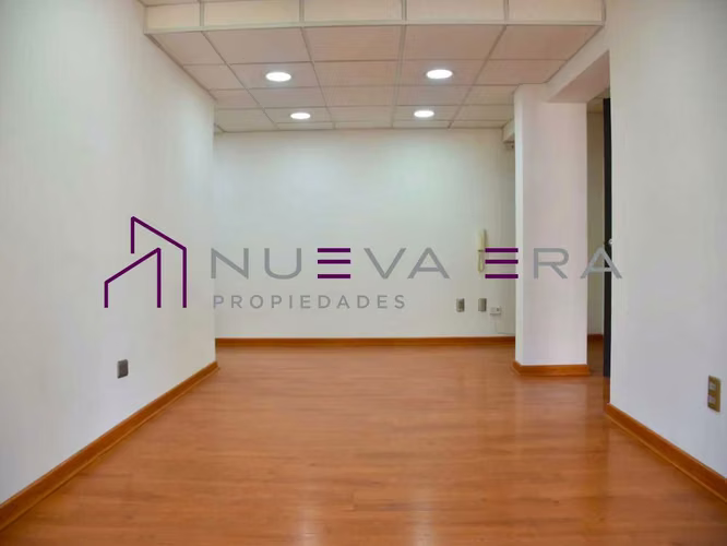Amplia Oficina de 75 mts Santiago Centro (179440)