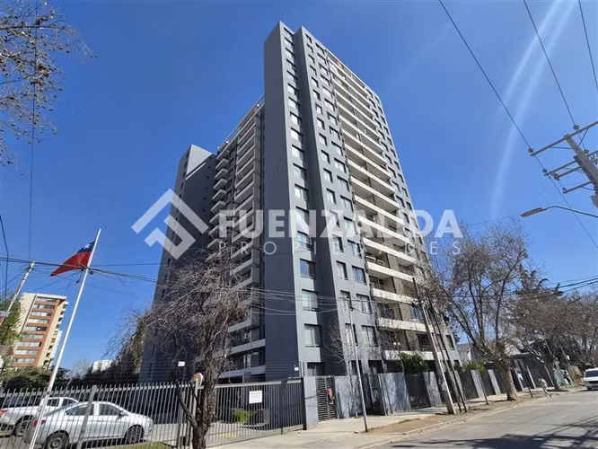 Departamento en arriendo de 1 dorm. en San Miguel