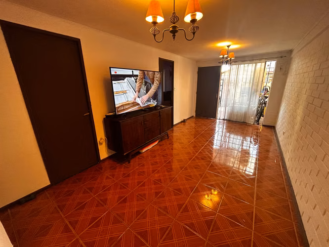 Casa 3 dorm, 2 baños, Estacionam, Condomin (35079)