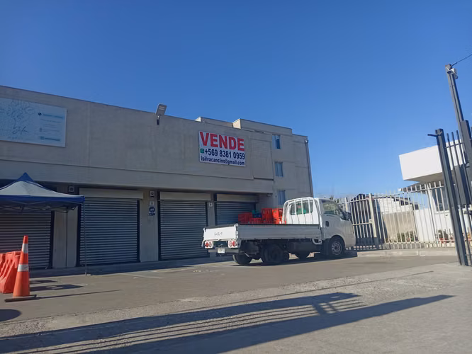 BATERIA DE LOCALES, PROXIMO METRO, AVDA STA ROSA - Imagen 8