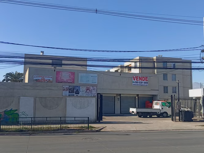 BATERIA DE LOCALES, PROXIMO METRO, AVDA STA ROSA - Imagen 2