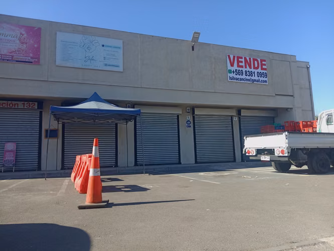 PROXIMO METRO, BATERIA DE LOCALES, AVDA STA ROSA - Imagen 5