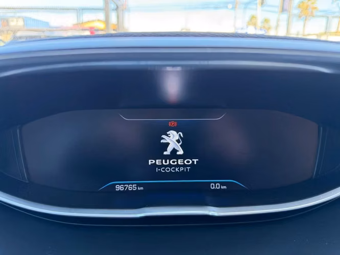 PEUGEOT 3008 2019