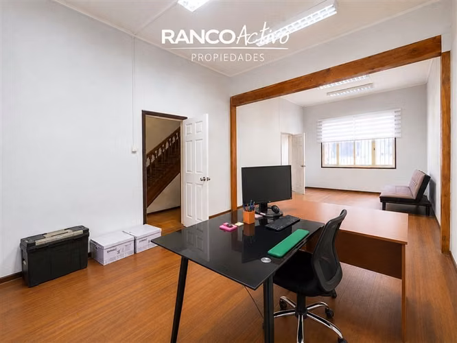 Casa en venta con potencial comercial en Valdivia 5D 2B - Imagen 6