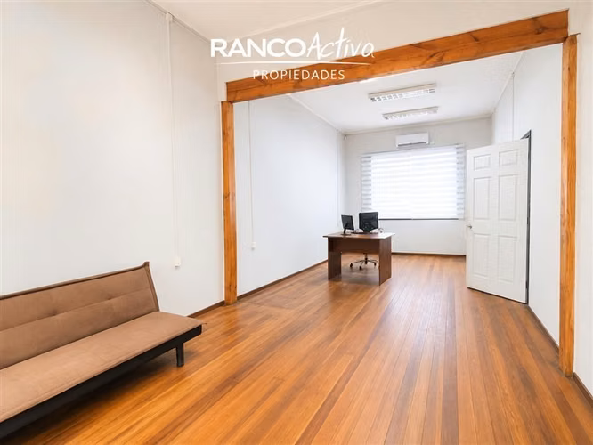 Casa en venta con potencial comercial en Valdivia 5D 2B - Imagen 4