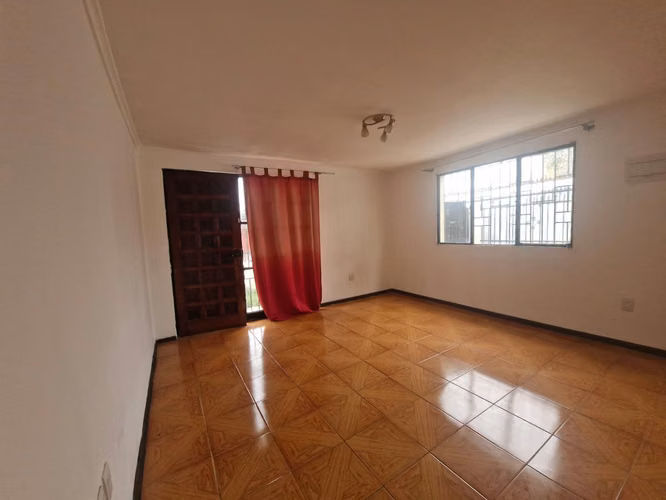 GRACE KELM VENDE CASA EN QUINTA NORMAL | 3 DORM. | 80 M² APROX. | TERRENO 160 M² | 2 ESTAC.