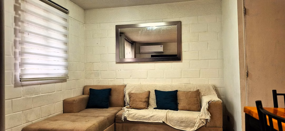 Venta de casa en condominio en barrio residencial de Belloto Norte. 98 M$.