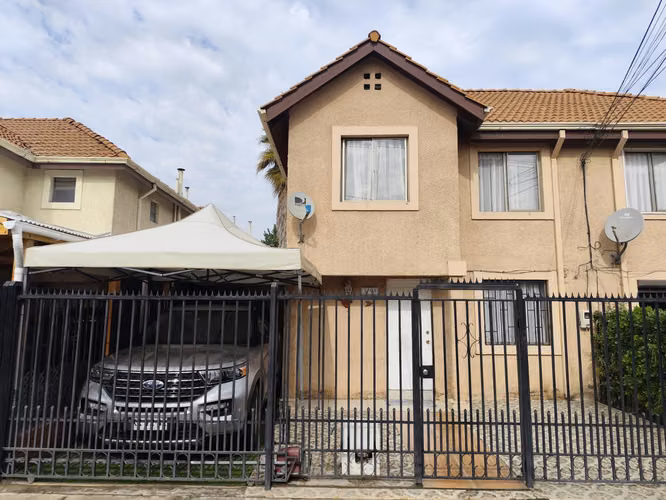 VENTA CASA 4HAB 2BA MAIPÚ