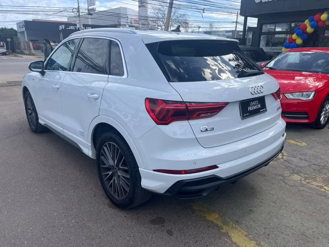 Audi Q3 35 TFSI S-LINE 1.4 AUT