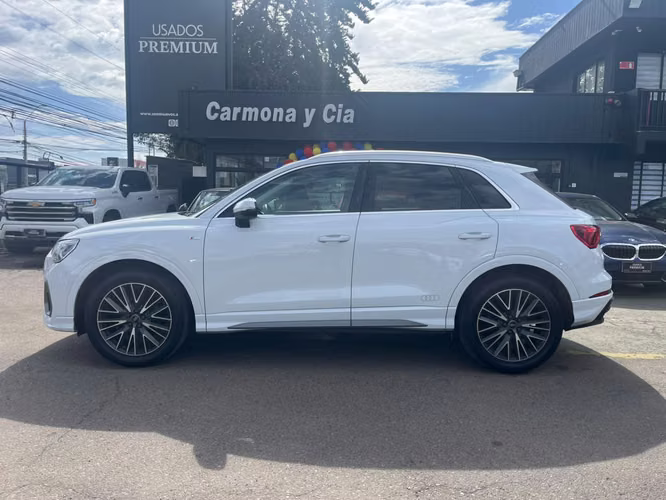 Audi Q3 35 TFSI S-LINE 1.4 AUT