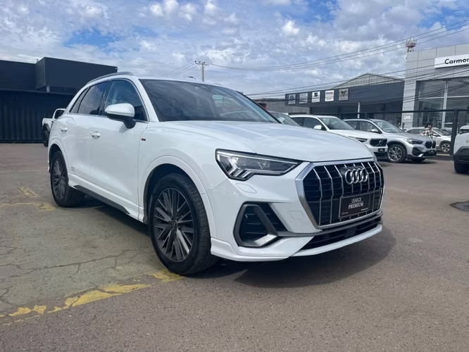 Audi Q3 35 TFSI S-LINE 1.4 AUT