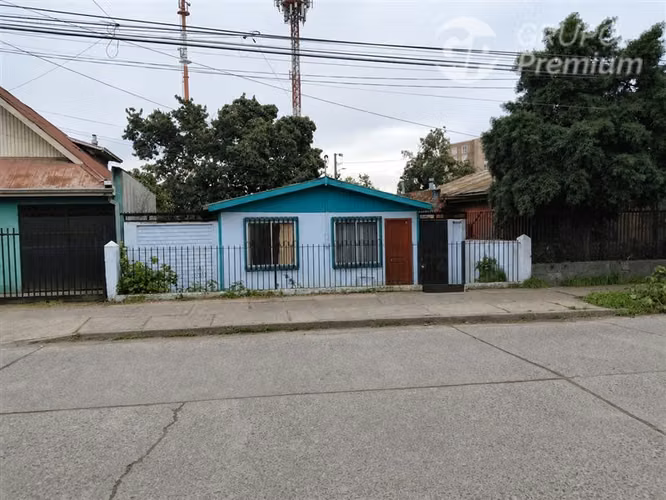 Casa en venta de 3 dorm, muy cerca Hospital Herminda Martin - Imagen 2