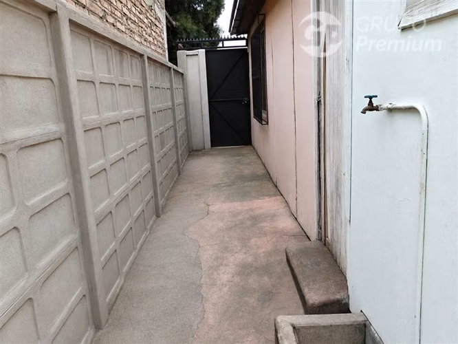Casa en venta de 3 dorm, muy cerca Hospital Herminda Martin - Imagen 13