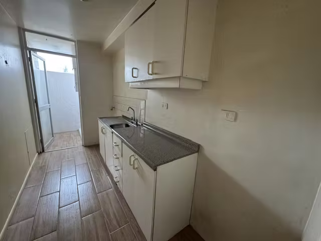 ARRIENDO DEPARTAMENTO LAGUNA REDONDA  SIN ESTACIONAMIENTO