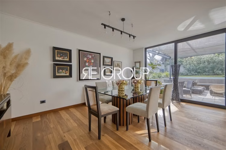 Casa en venta de 4 dorm. en Lo Barnechea