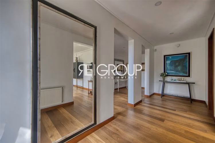 Casa en venta de 4 dorm. en Lo Barnechea