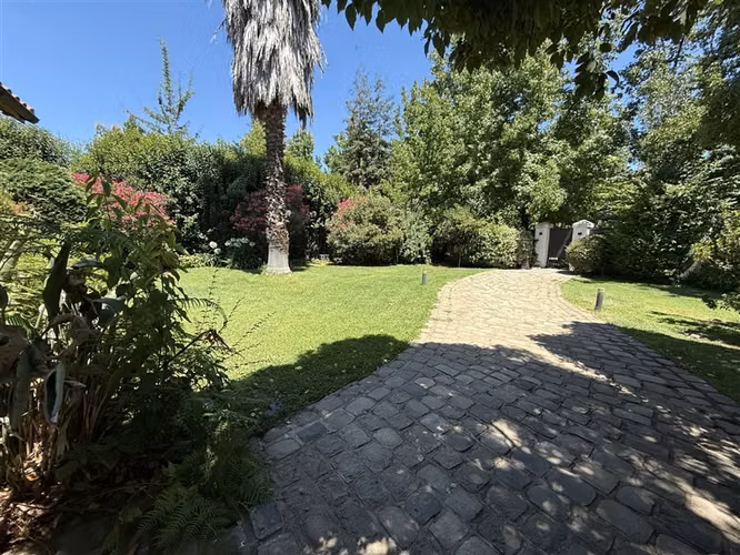 Arrendamos Excelente Casa en Condominio La Capilla, Talca