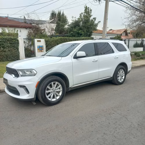 DODGE DURANGO SXT RWD AT AÑO 2023 FULL EQUIPO