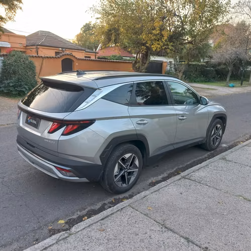 HYUNDAI TUCSON NX4 AT 4WD AÑO 2025 UNICO DUEÑO