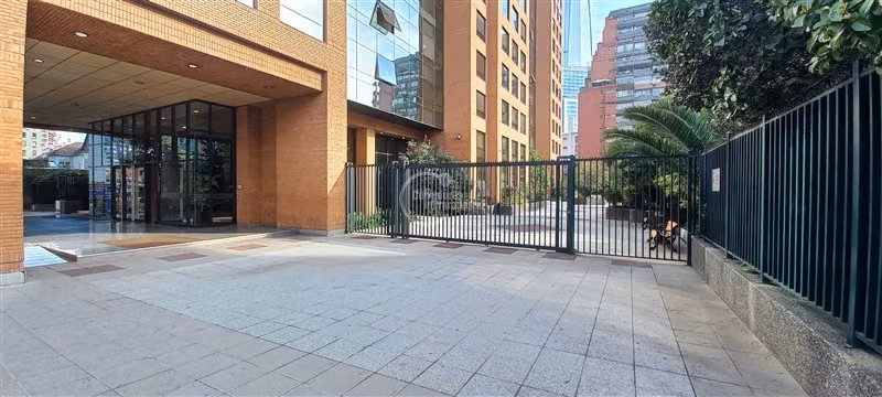 Excelente,vista, 80 m2 útiles, 3 privados 3 baños,2 box,1bod