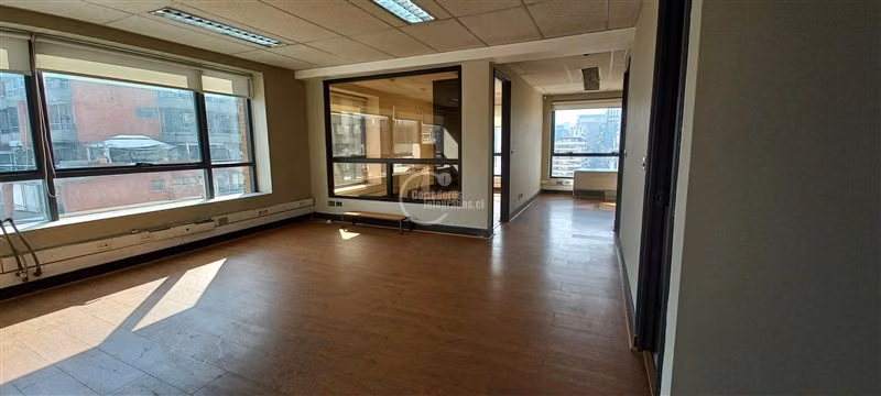 Excelente,vista, 80 m2 útiles, 3 privados 3 baños,2 box,1bod