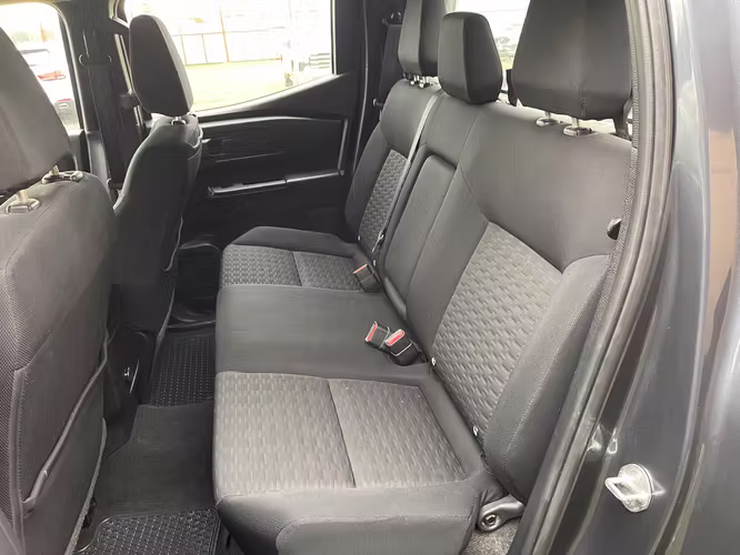 MITSUBISHI L200 2025