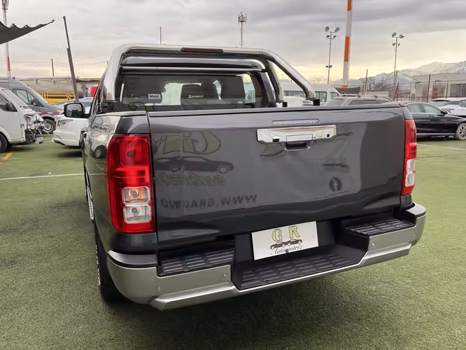 MITSUBISHI L200 2025