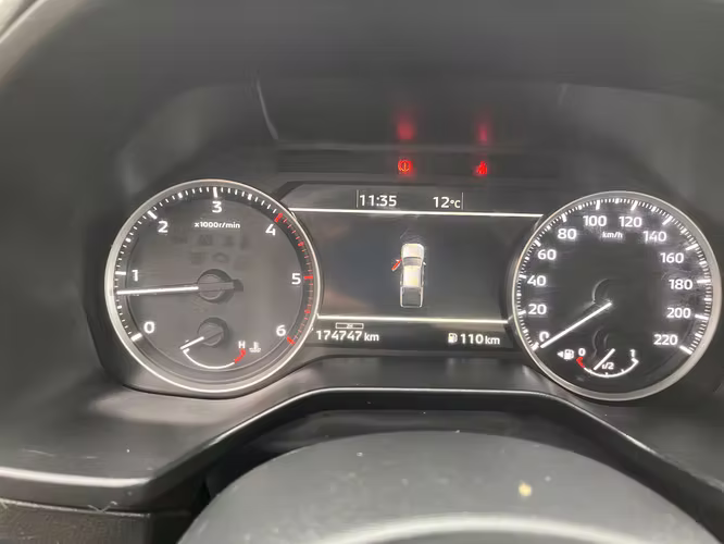 MITSUBISHI L200 2025